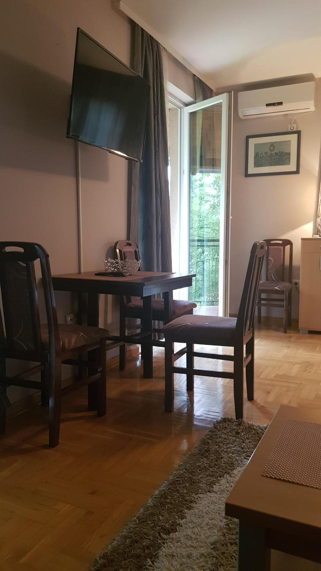 Apartmani V&F Vrnjačka Banja Camera foto